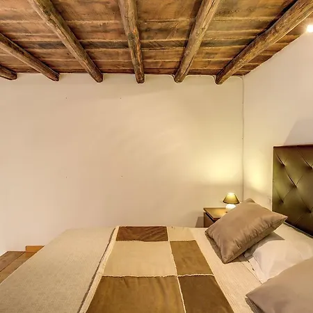 Domus Pantheon Appartement *